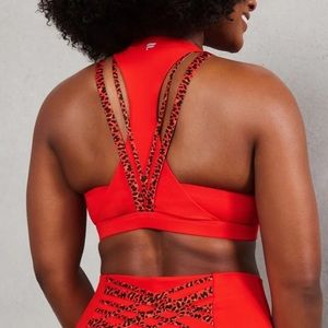 NWT Kessler Medium Impact Sports Bra